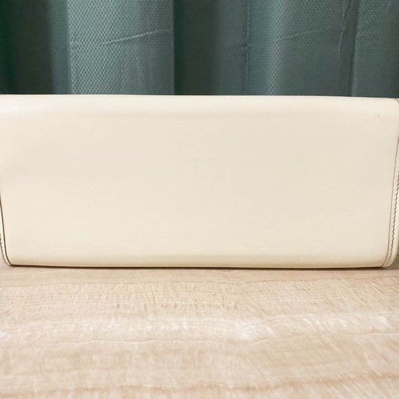 Louis Vuitton Epi Leather Madeleine Pm Ivory Beige - Picture 10 of 16